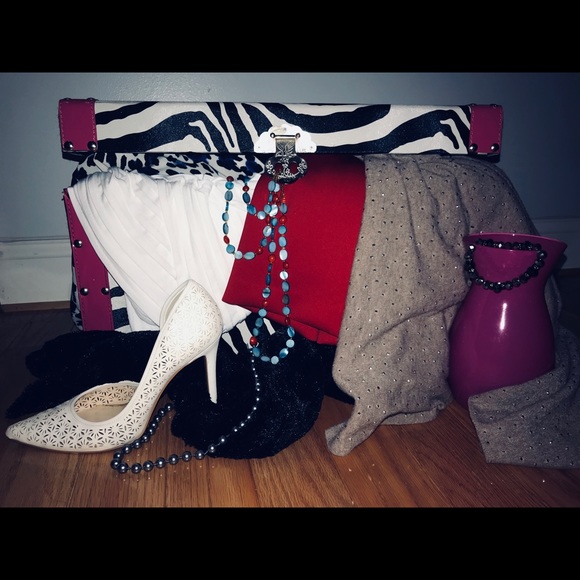 Meet your Posher, Alice - Picture 1 of 1